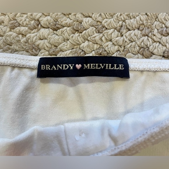 Brandy Melville Isidore White Button Tank Top Crop Top One size Spaghetti Straps - Picture 4 of 6